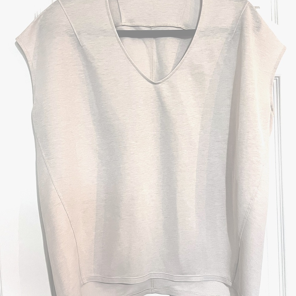 EUC Lululemon Oversized Muscle Tee (sits at waist) size 6